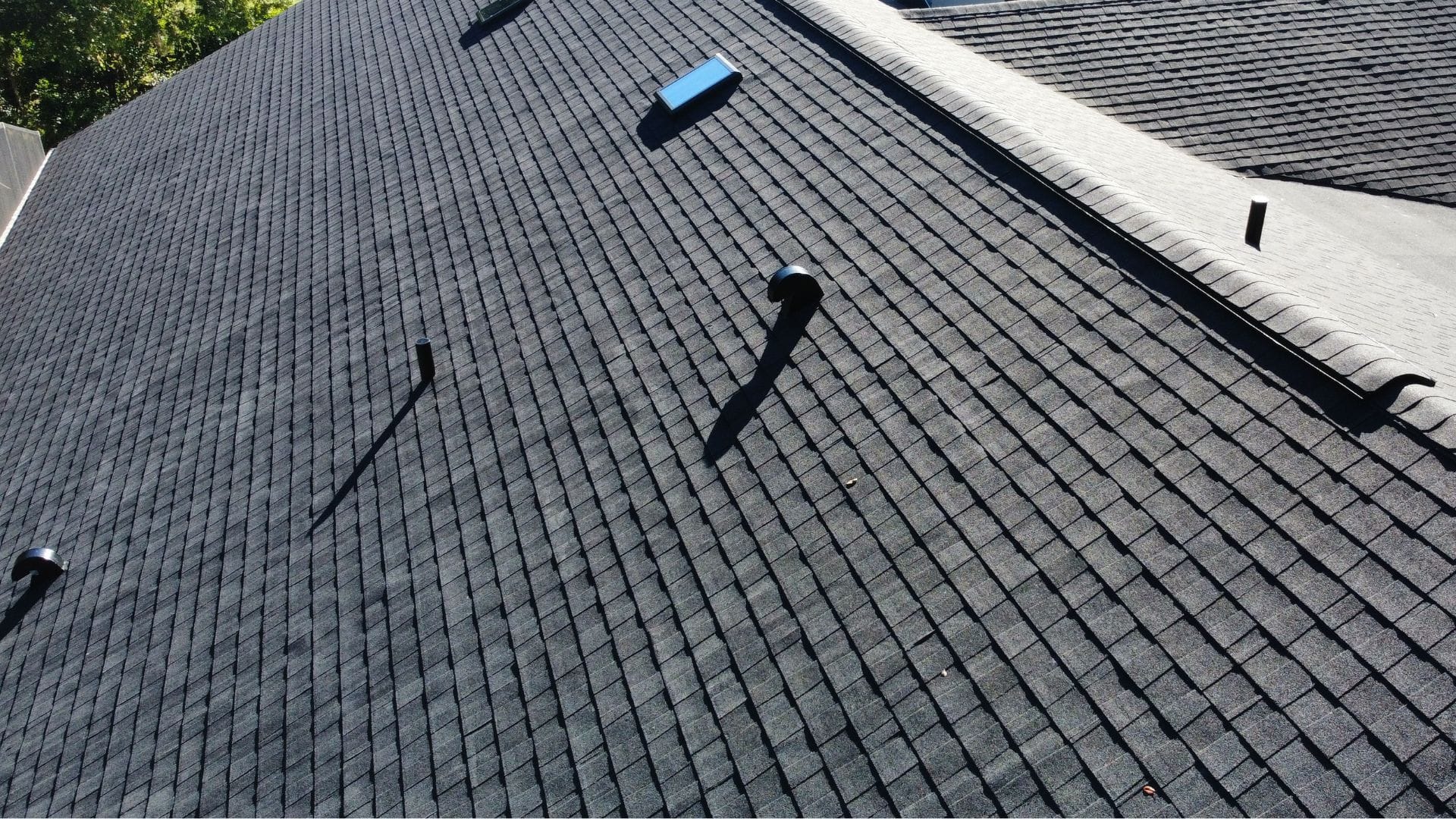 Roof lifespan in Tavares — shingle, tile, and metal roofing comparison for Central Florida homes