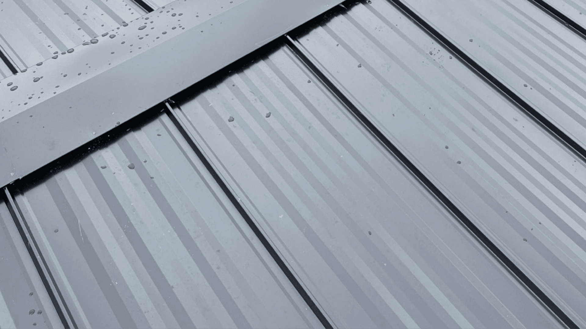 Standing seam metal roofing
